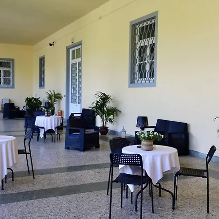 Hostel Casa Lux Mundi *